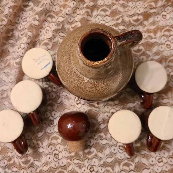 Jug w/ Six Mugs (Haus Mischung) House Mix - Picture 4 of 9